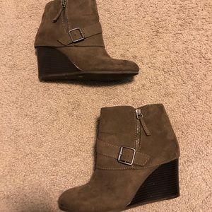 Arizona Wedge Booties